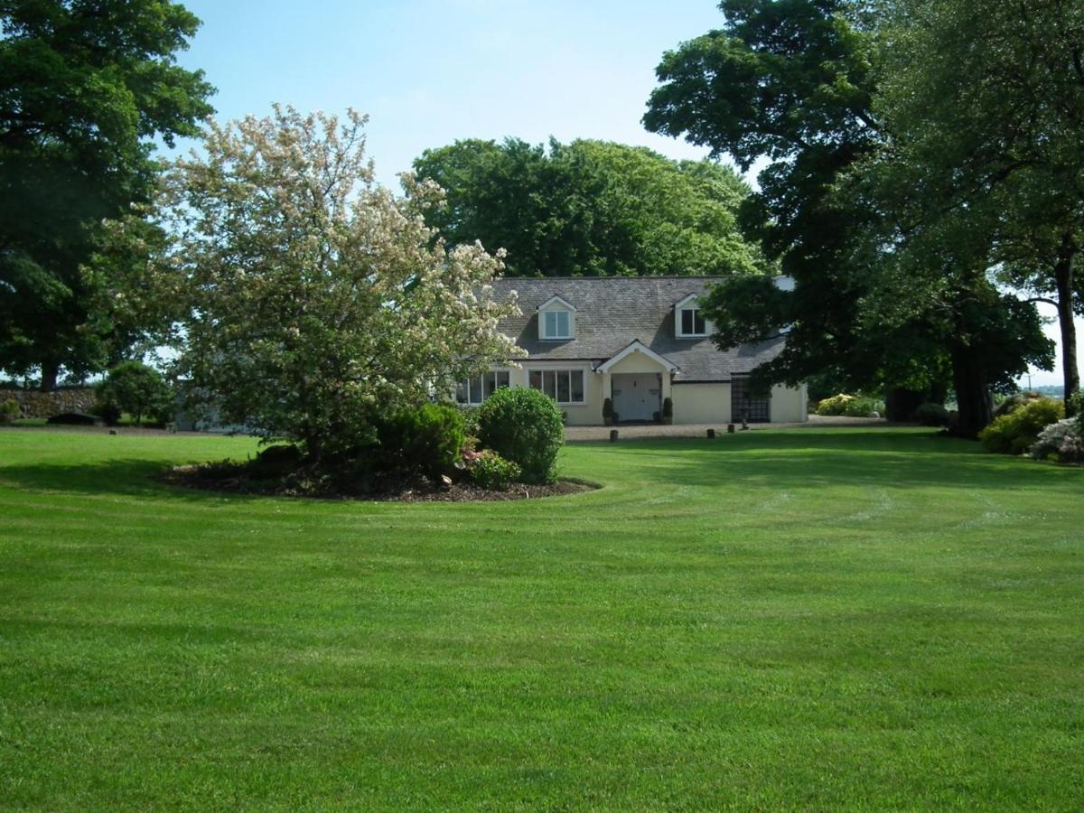مبيت وإفطار Uplawmoor Whitehouse المظهر الخارجي الصورة